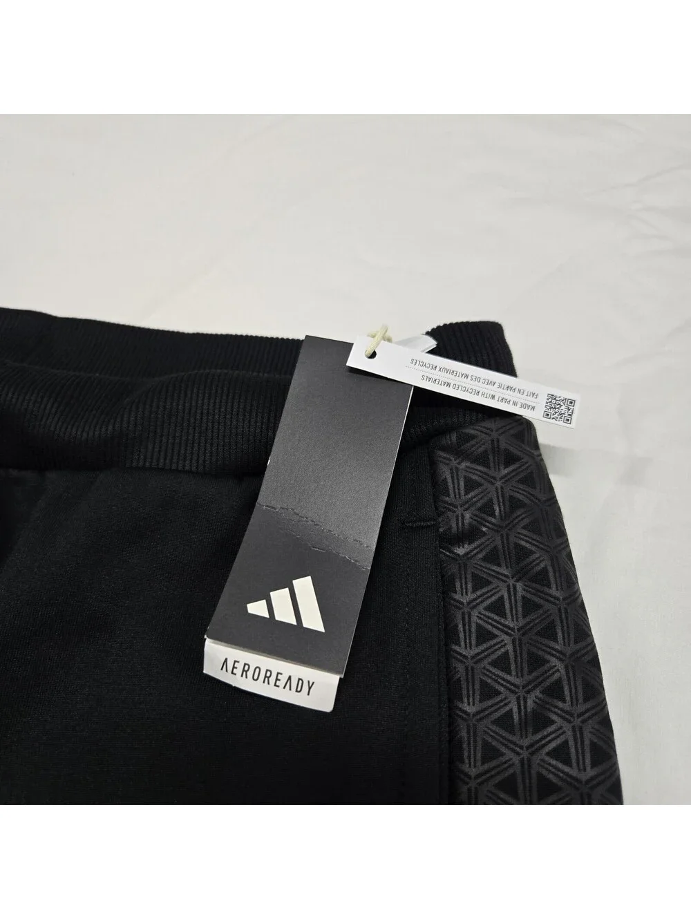 NWT Sz MEDIUM Men's Adidas 3SSB Logo Pants 2023 Adjustable Black Joggers HR5142
